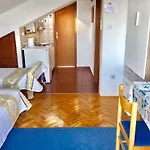 Martinovic شقة *