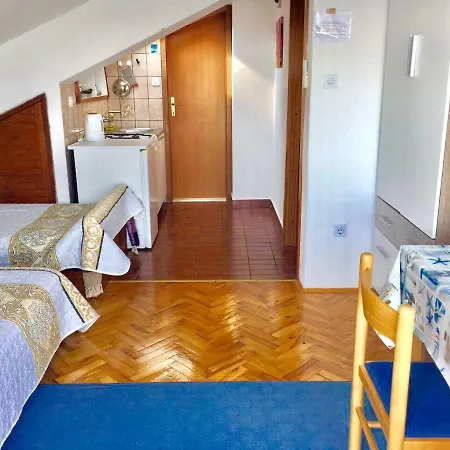 Martinovic Apartment *