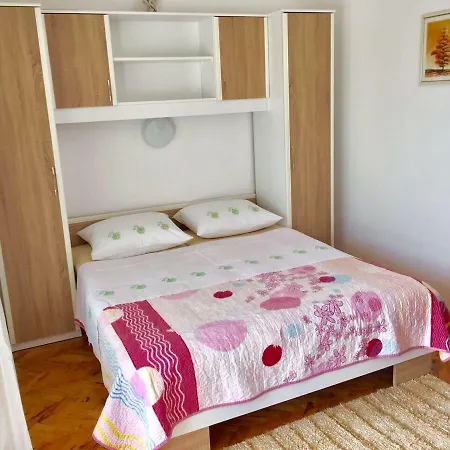 Martinovic Apartment *